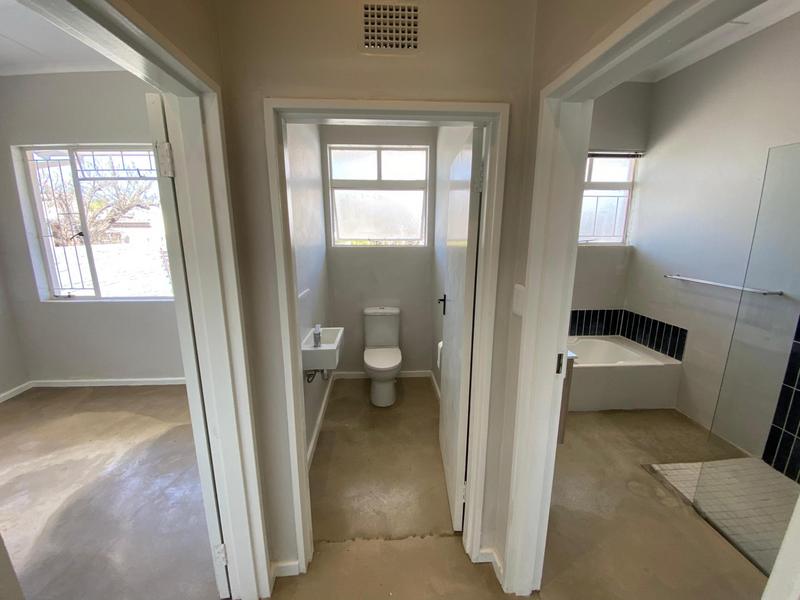 4 Bedroom Property for Sale in Oudtshoorn Western Cape